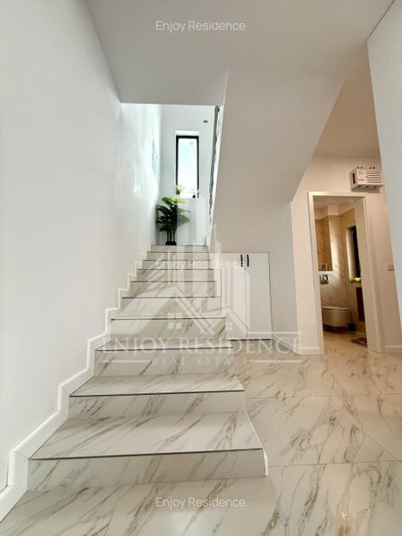 Domnesti, ansamblu case individuale P+1, curte 400 m, vezi video